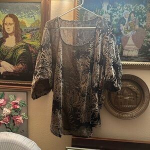 Elegant Black and Cream Women's Top